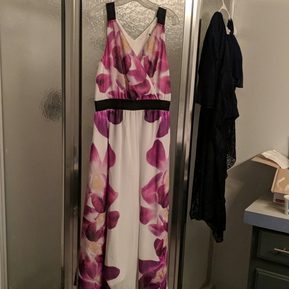 XL sleeveless dress